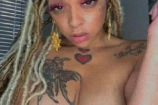 Only Add 👻Add My Snapchat.. ziaqqm 👉 ✅.Facetime Fun.. 👉🏻👌🏻Kissing lipsKissing lipsAnd Ready for incall or out call🚘car call🚗 AVAILABLE 24hrs💞 Video Sex Chat,NEW Video Content sell.. - Image 6